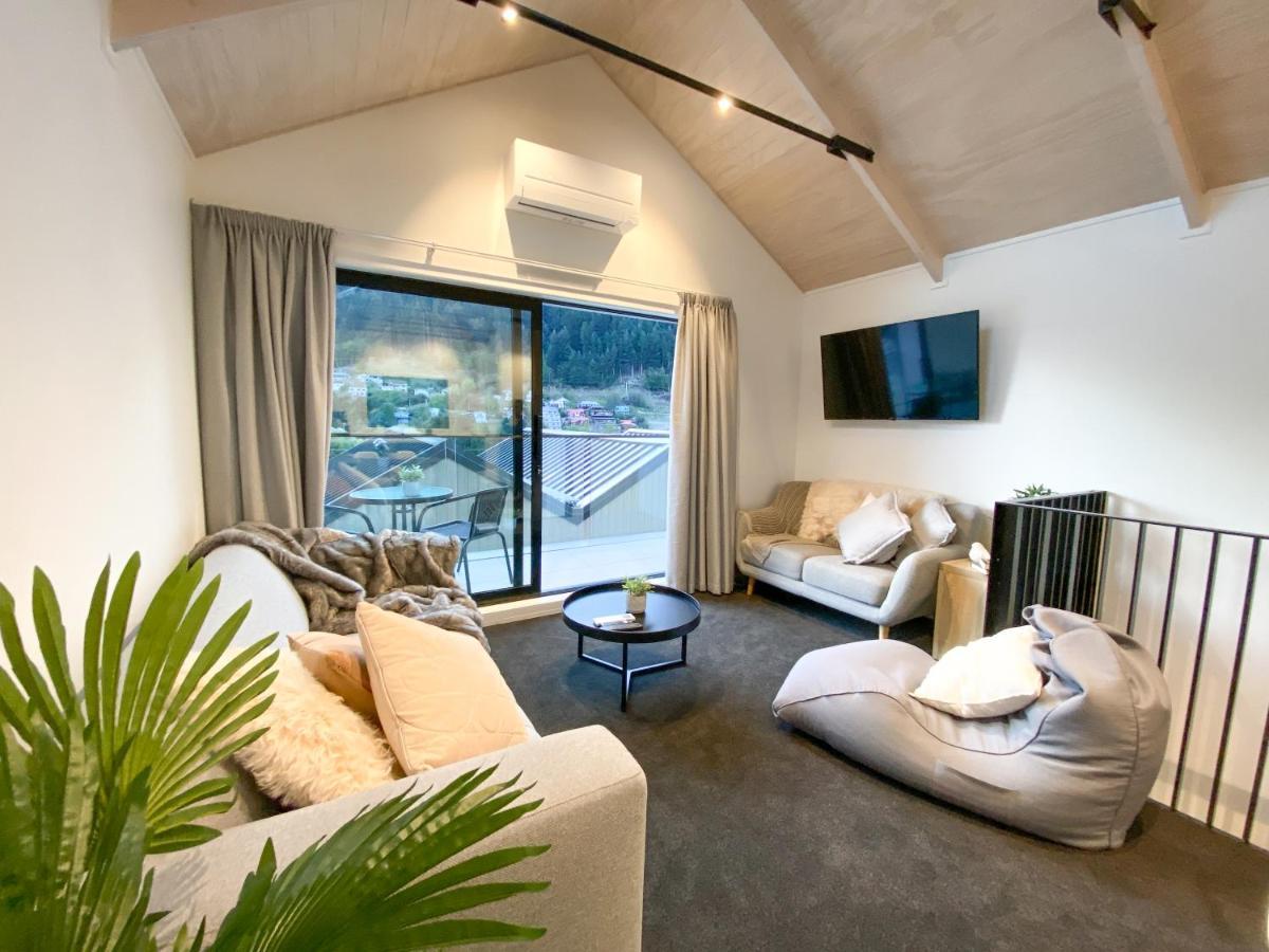 Modern 2-Bedroom Apartment 7-Mins Walk To Квинстаун Экстерьер фото