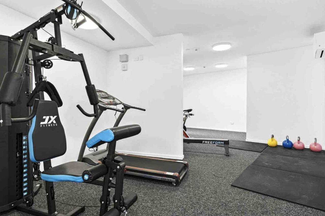 Modern 2-Bedroom Apartment 7-Mins Walk To Квинстаун Экстерьер фото