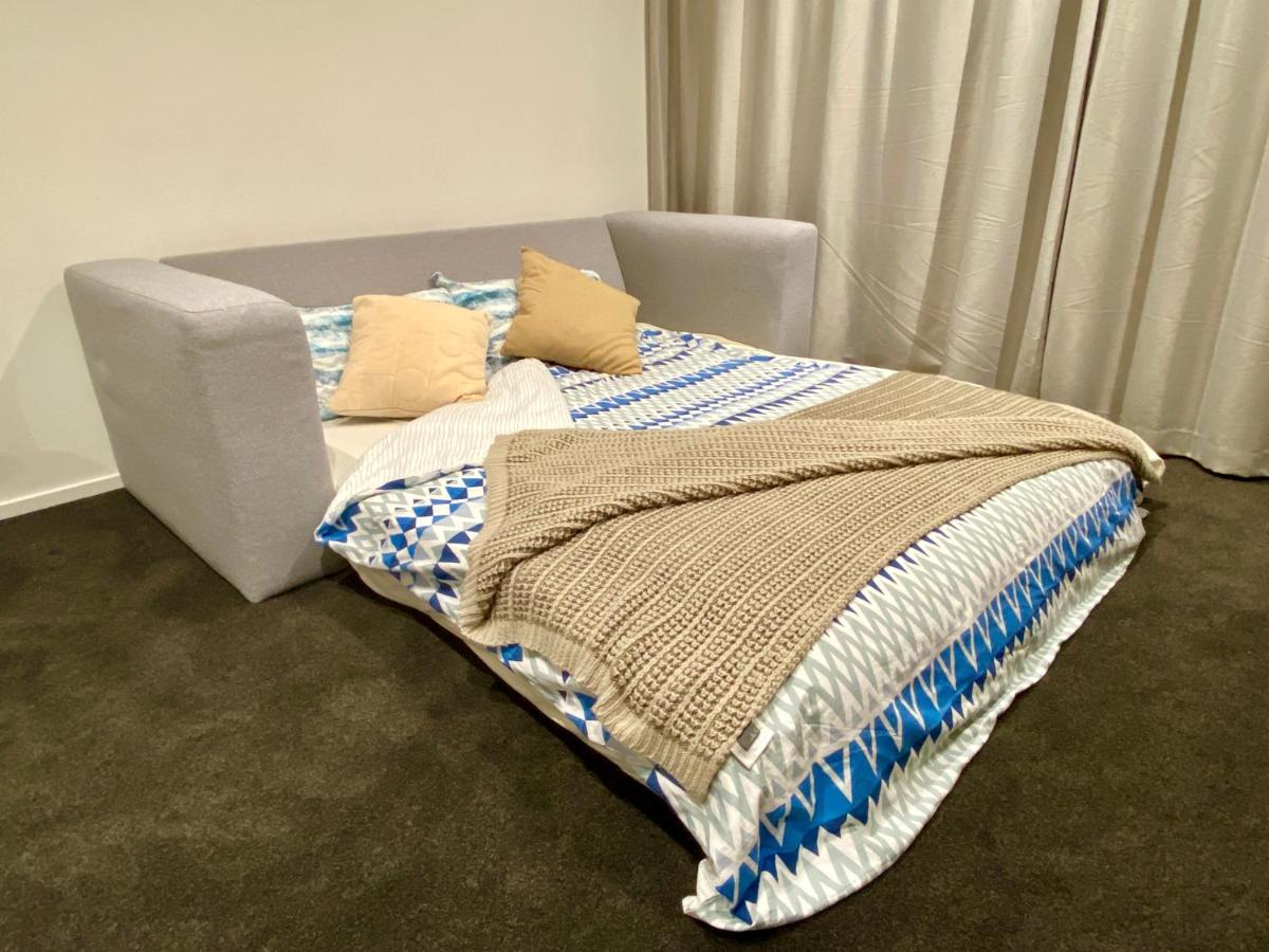 Modern 2-Bedroom Apartment 7-Mins Walk To Квинстаун Экстерьер фото